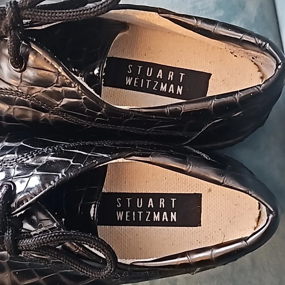 Authentic Stuart Weitzman Black Croc-Embossed Patent Leather Sneakers 8.5 Women
